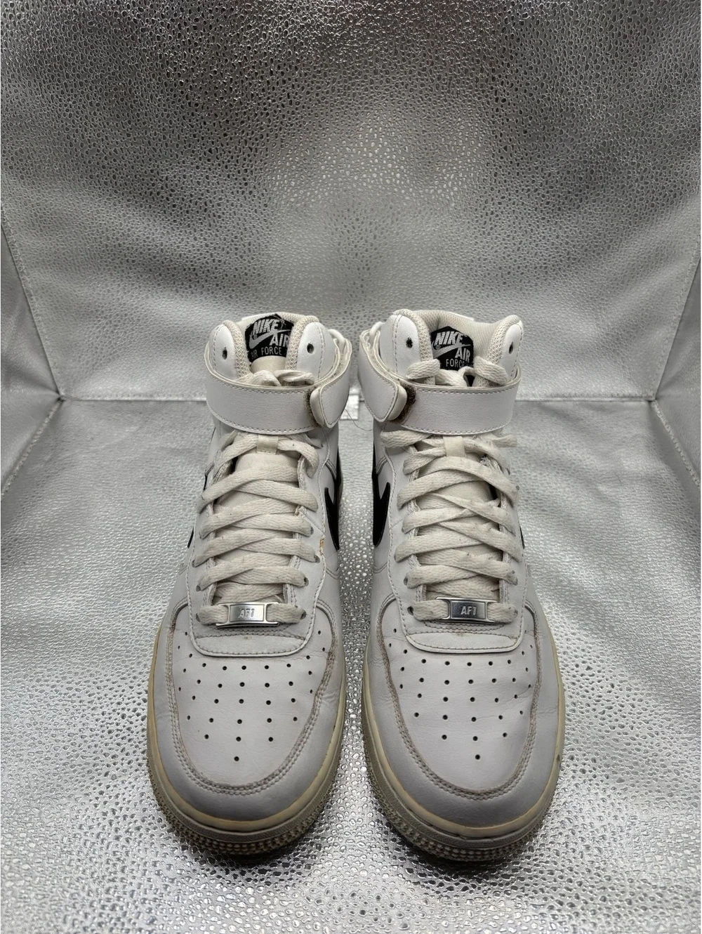Nike Air Force 1 mid white black